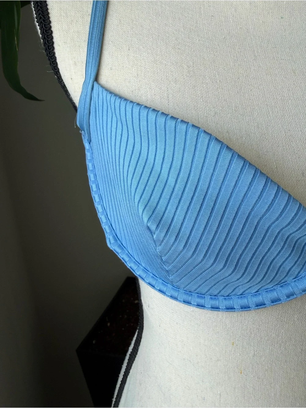 Monday Swimwear dream Blue Ribbed Bikini top